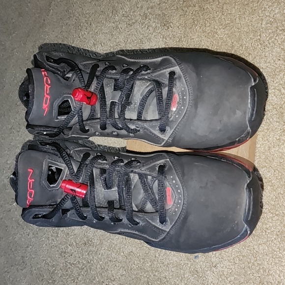 Air Jordan Nike shoes black red - Picture 4 of 9